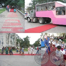 LA ALFOMBRA ROJA (BIENAL DE LA HABANA, CUBA 2003) - Montaje de CHRISTIAN CEUPPENS